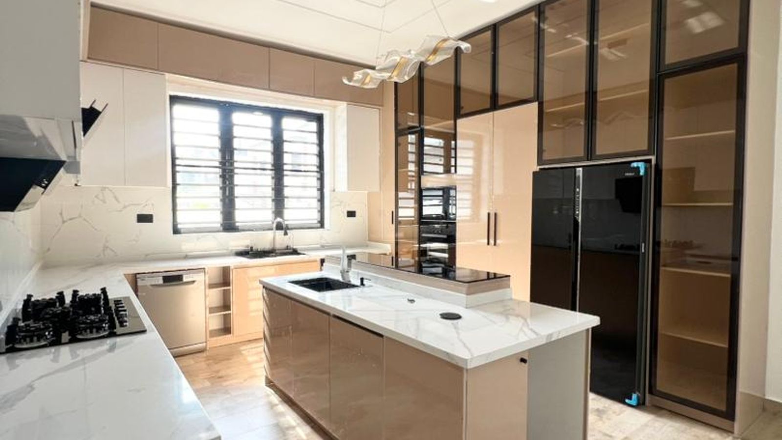 5 Bedroom Fully Detached Duplex
