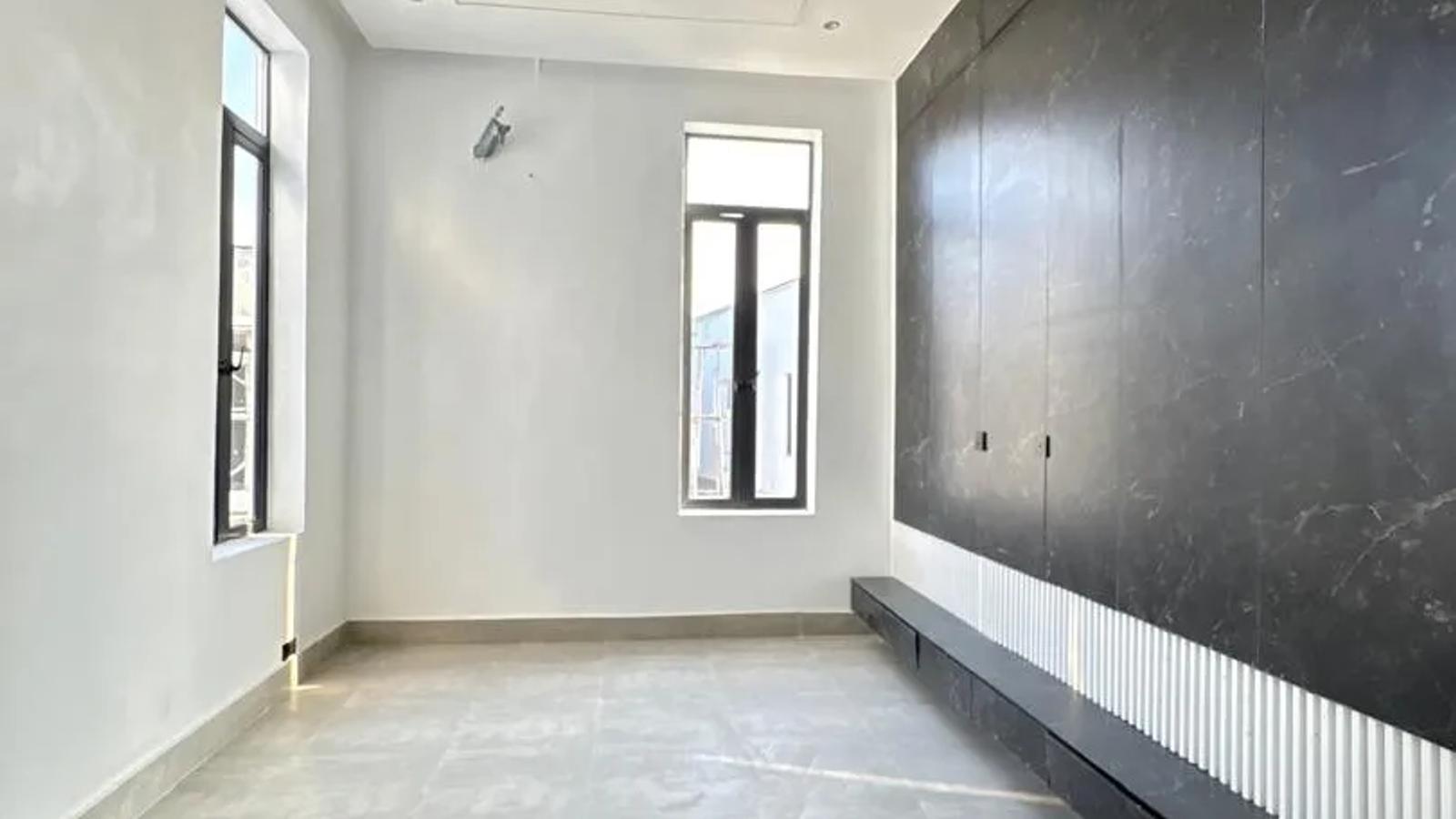 4 Bedroom Fully Detached Duplex
