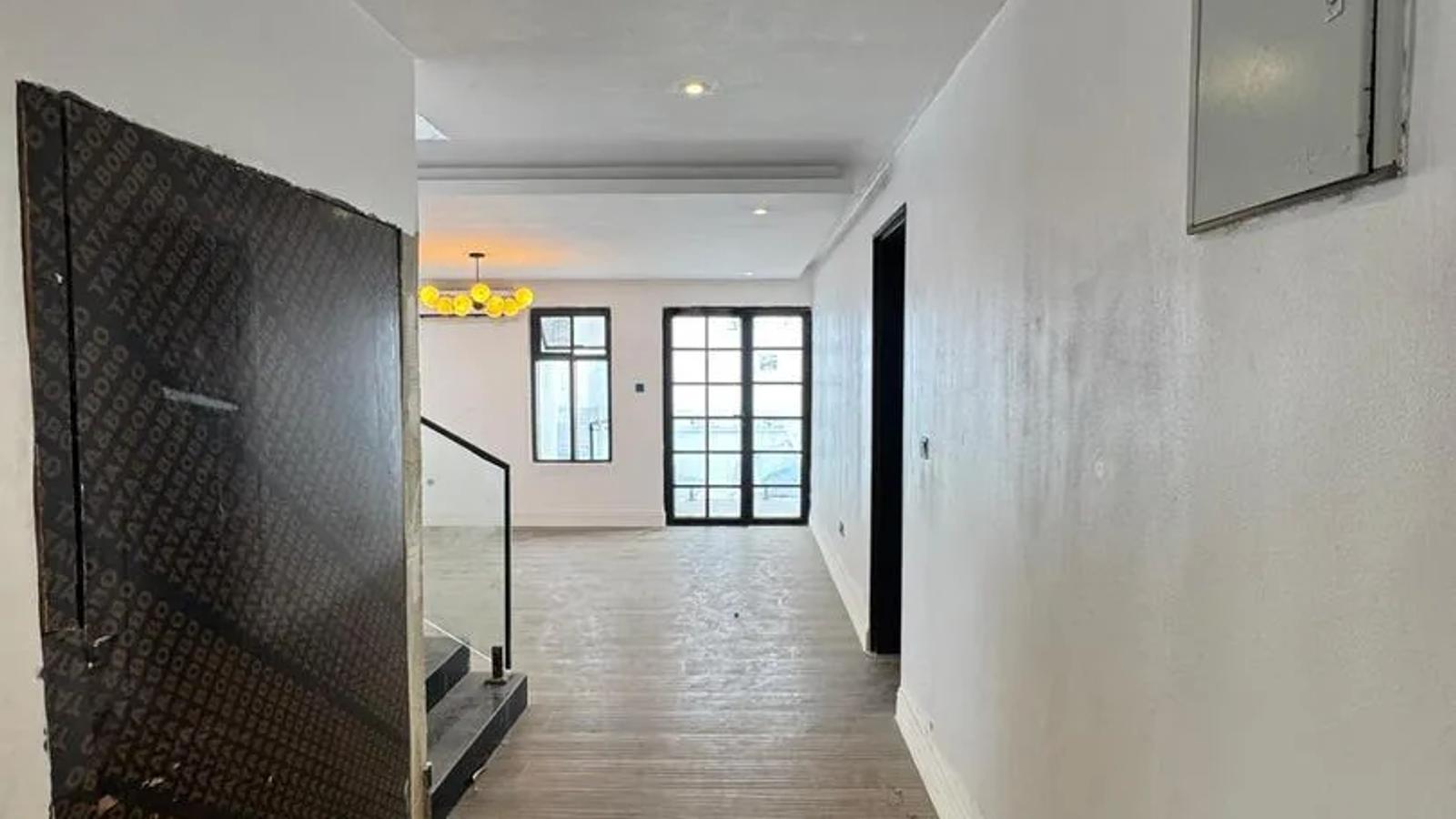 4 Bedroom Fully Detached Duplex