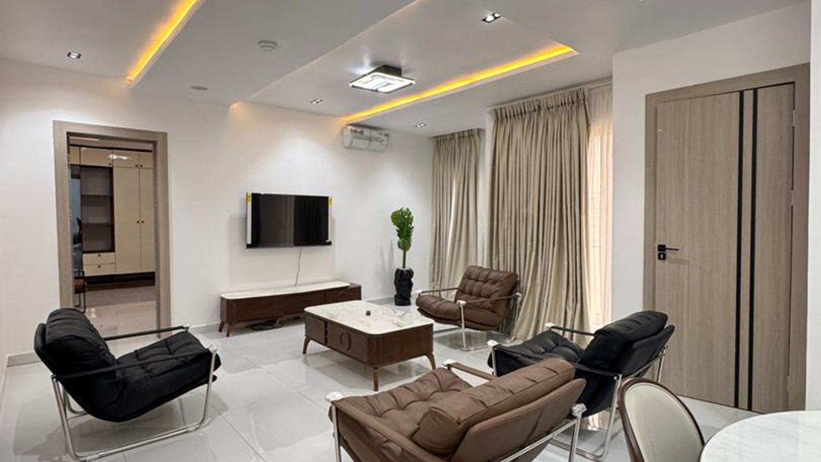 3 Bedroom Apartment