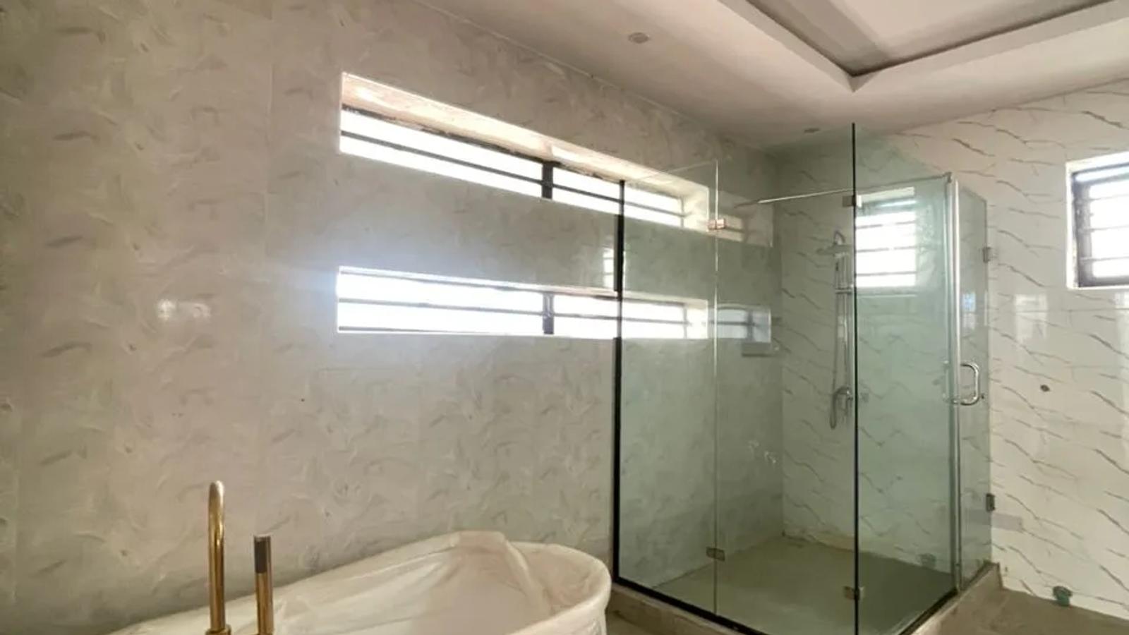 4 Bedroom Fully Detached Duplex