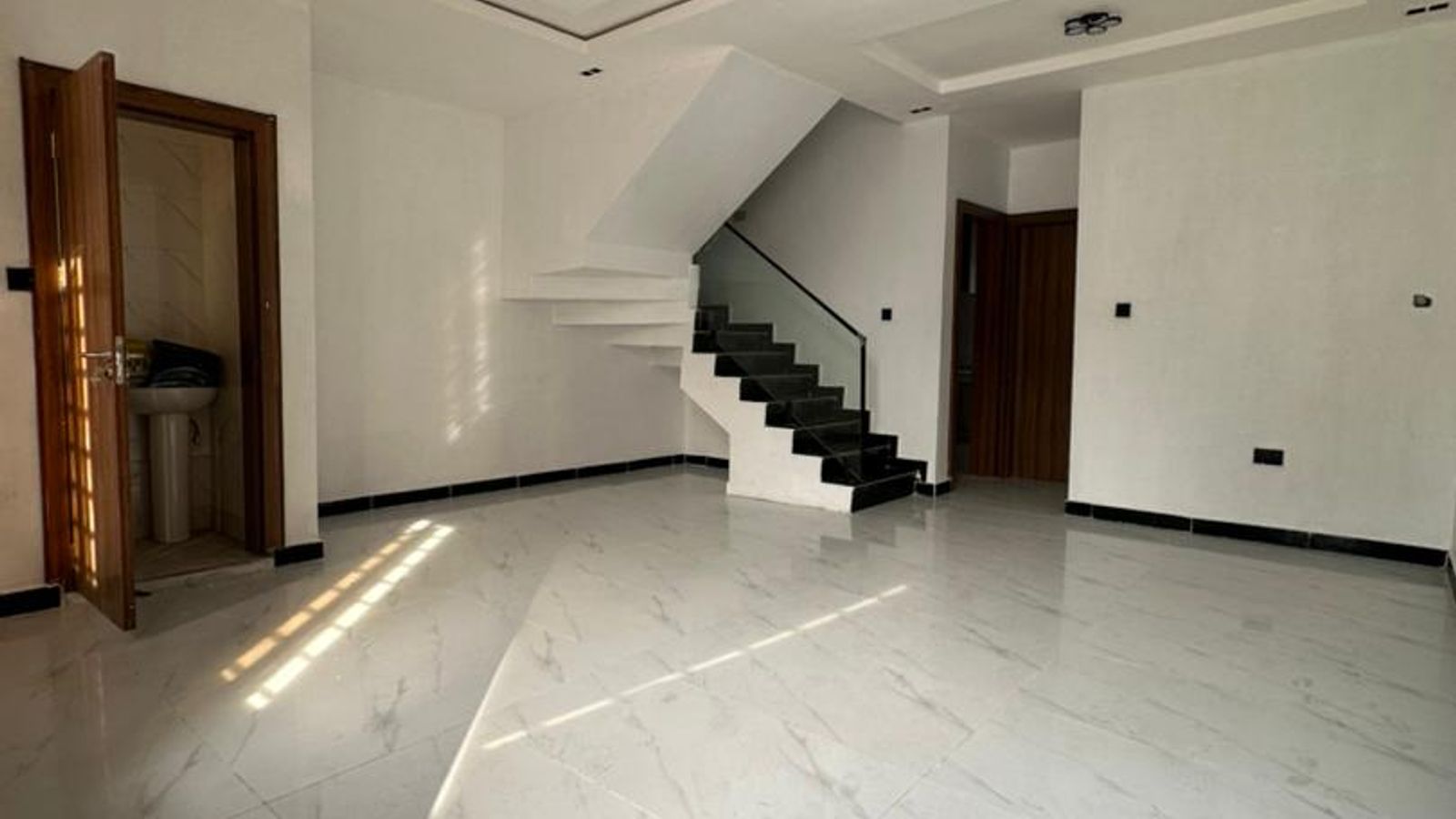 4 Bedroom Terrace Duplex