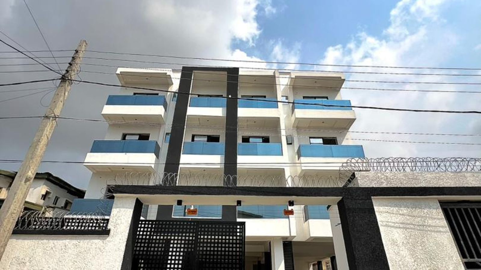 1 Bedroom Apartment