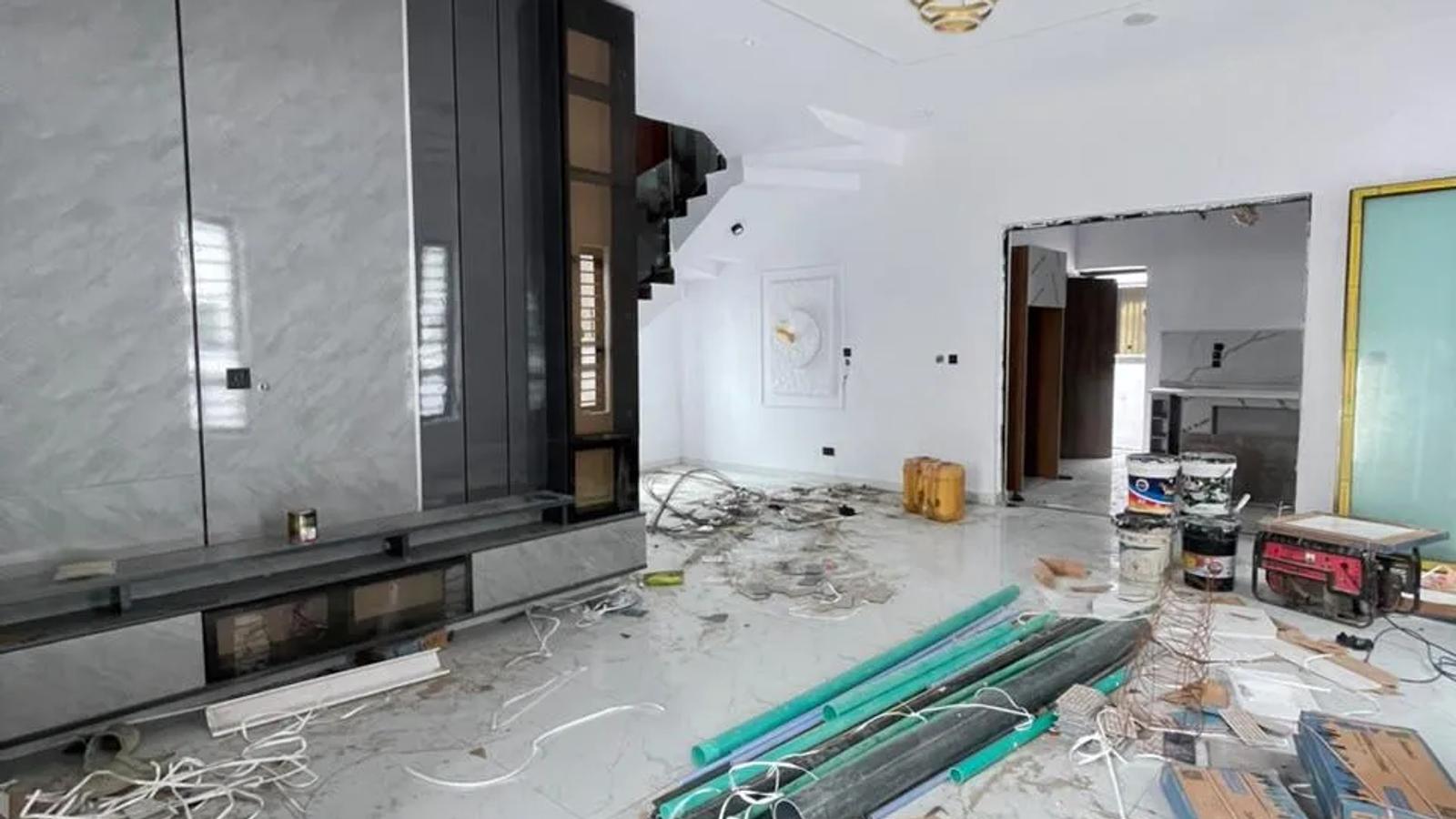 5 Bedroom Fully Detached Duplex