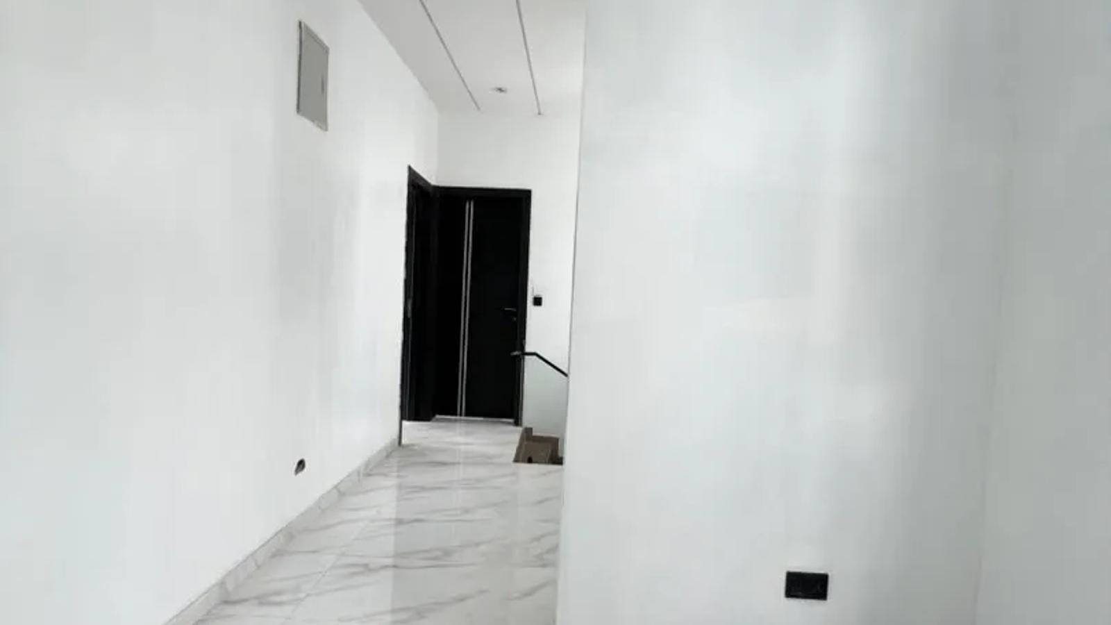 4 Bedroom Fully Detached Duplex