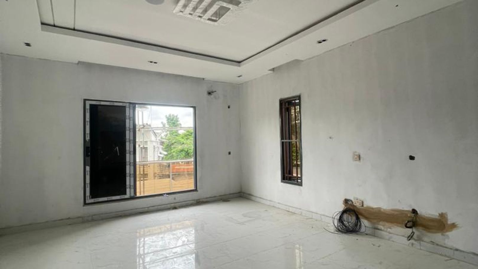 4 Bedroom Apartment
