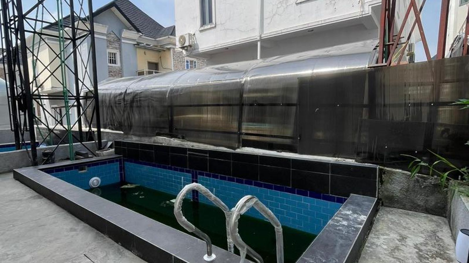 5 Bedroom Semi Detached Duplex