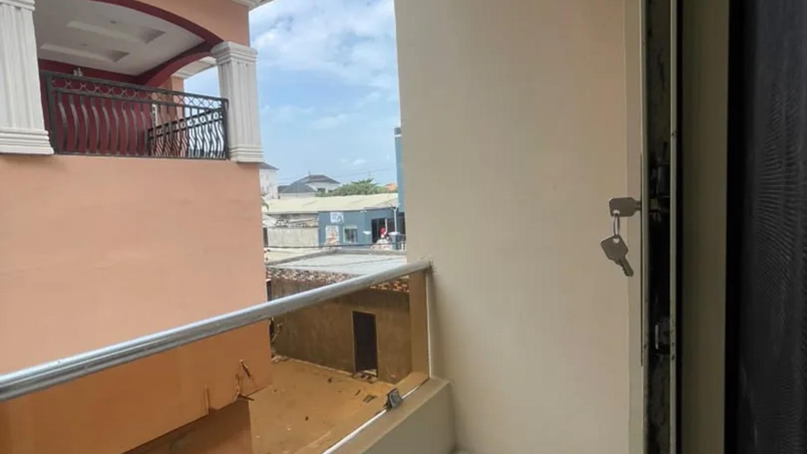 2 BEDROOM APARTMENT