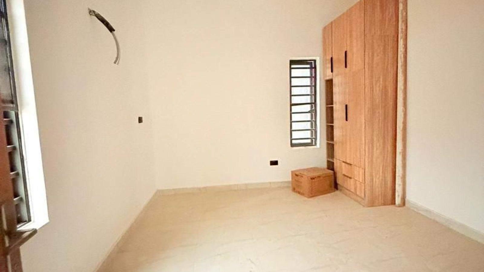 4 Bedroom Fully Detached Duplex