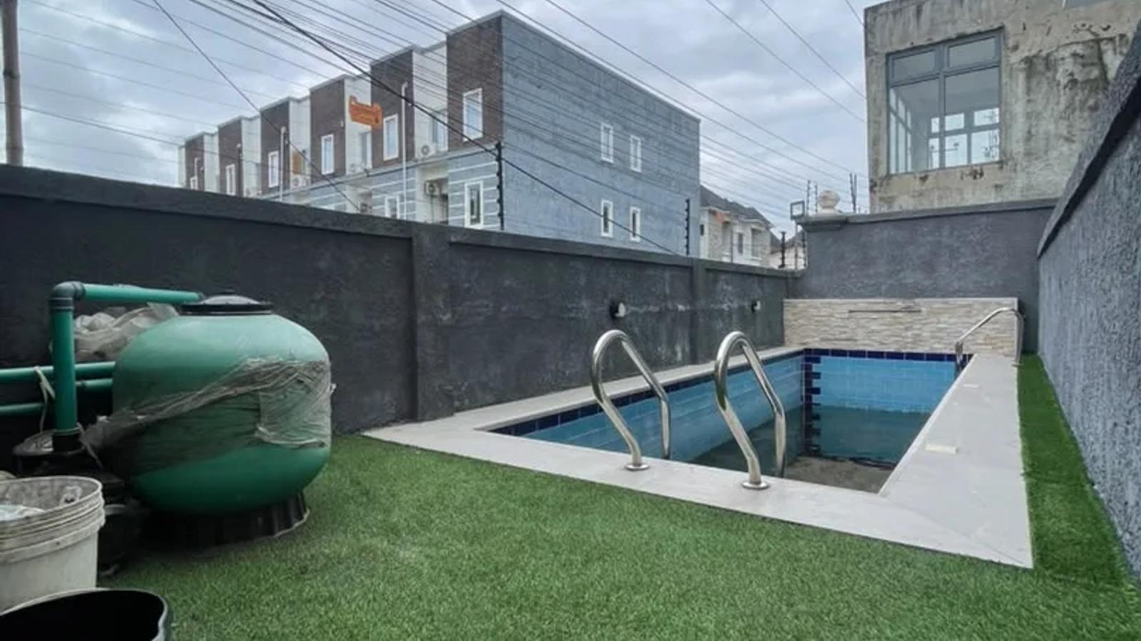 4 Bedroom Terrace Duplex