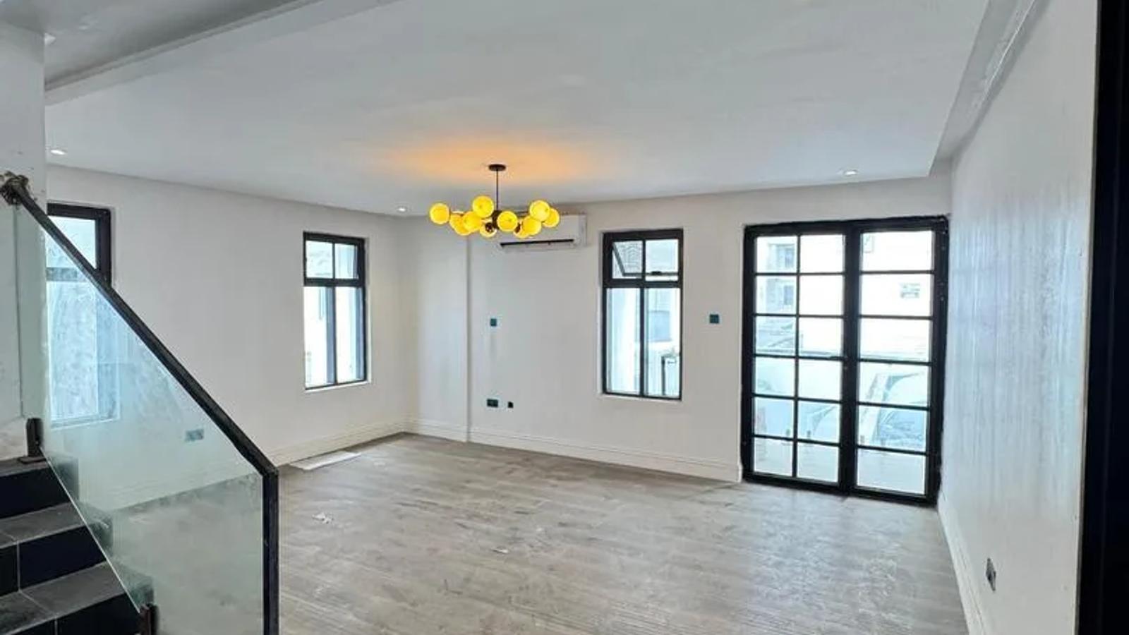 4 Bedroom Fully Detached Duplex