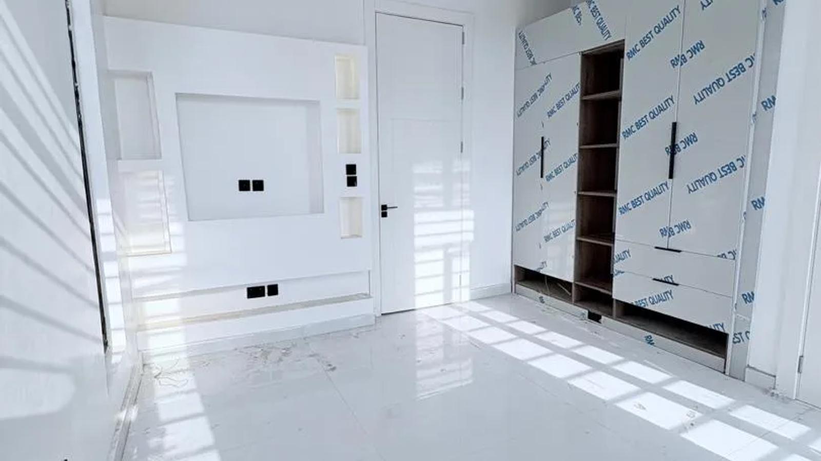 5 Bedroom Fully Detached Duplex