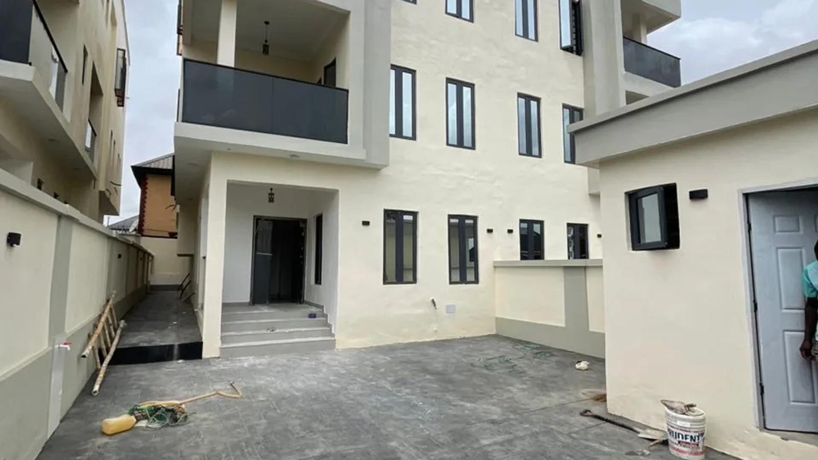 5 Bedroom Semi Detached Duplex
