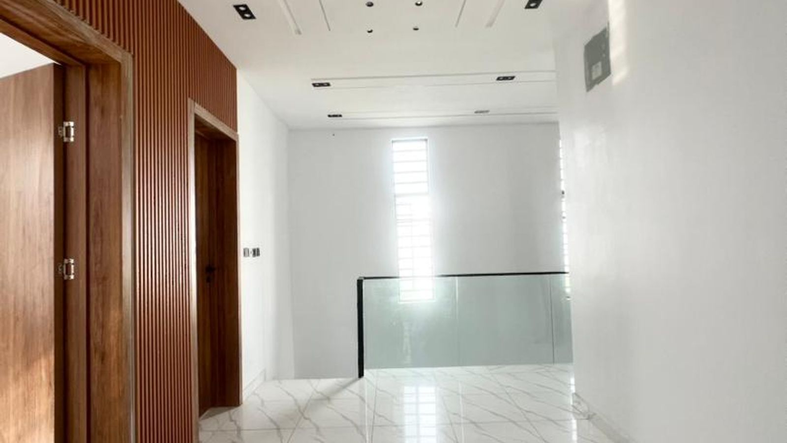 5 Bedroom Fully Detached Duplex