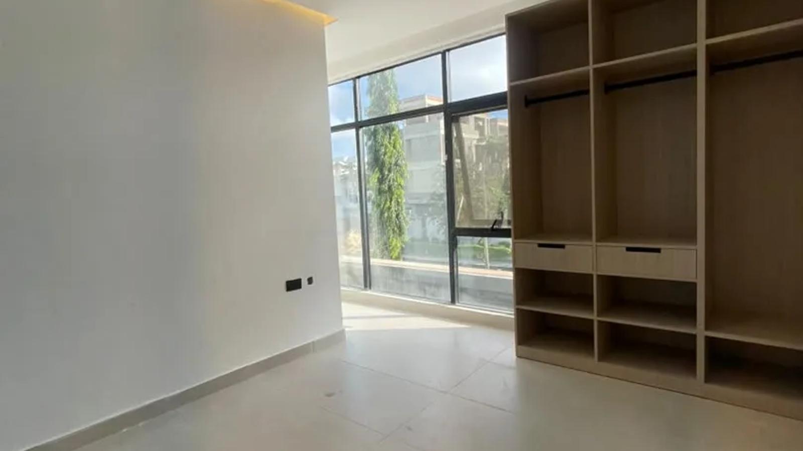 3 Bedroom Apartment