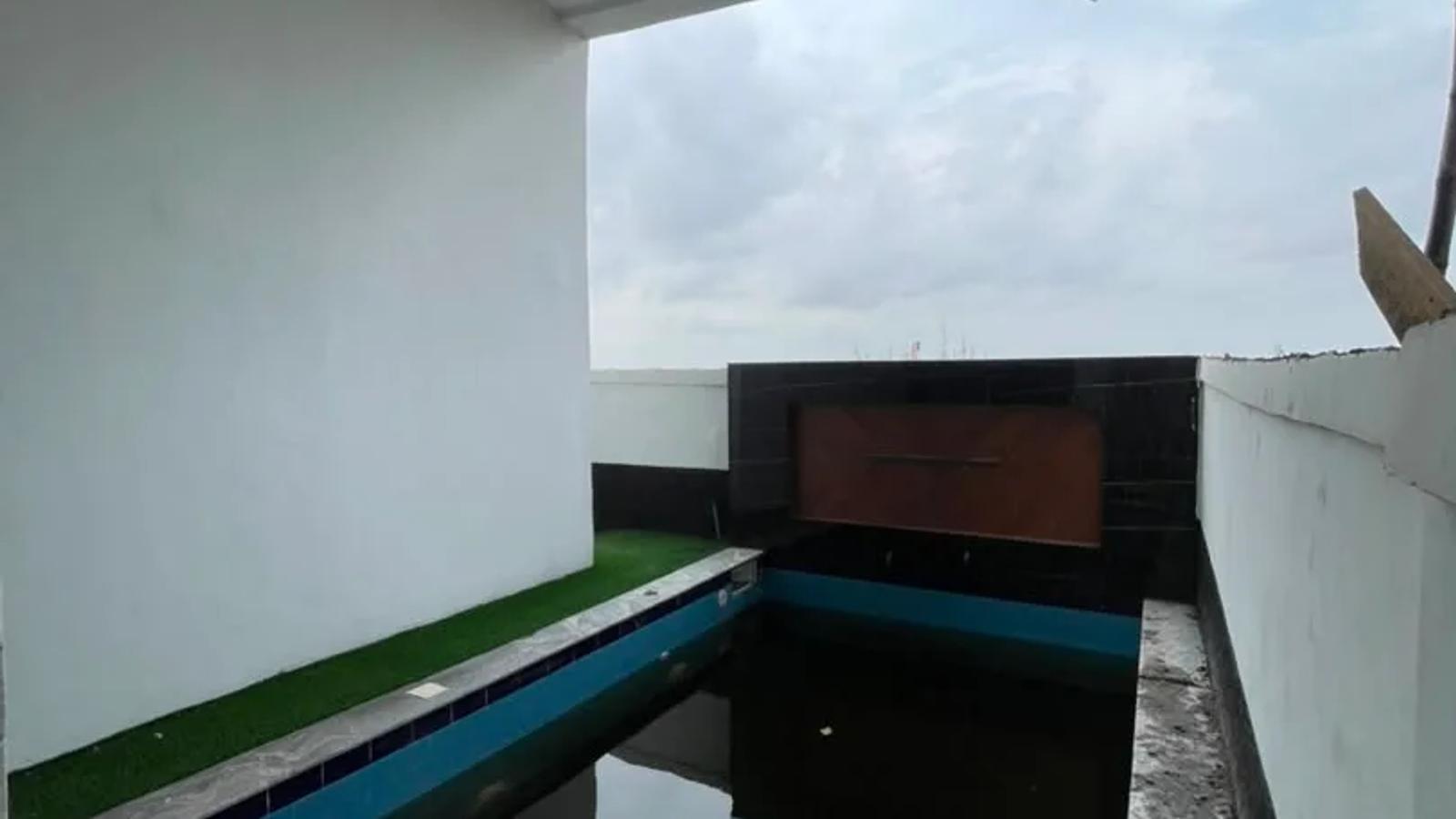 5 Bedroom Fully Detached Duplex