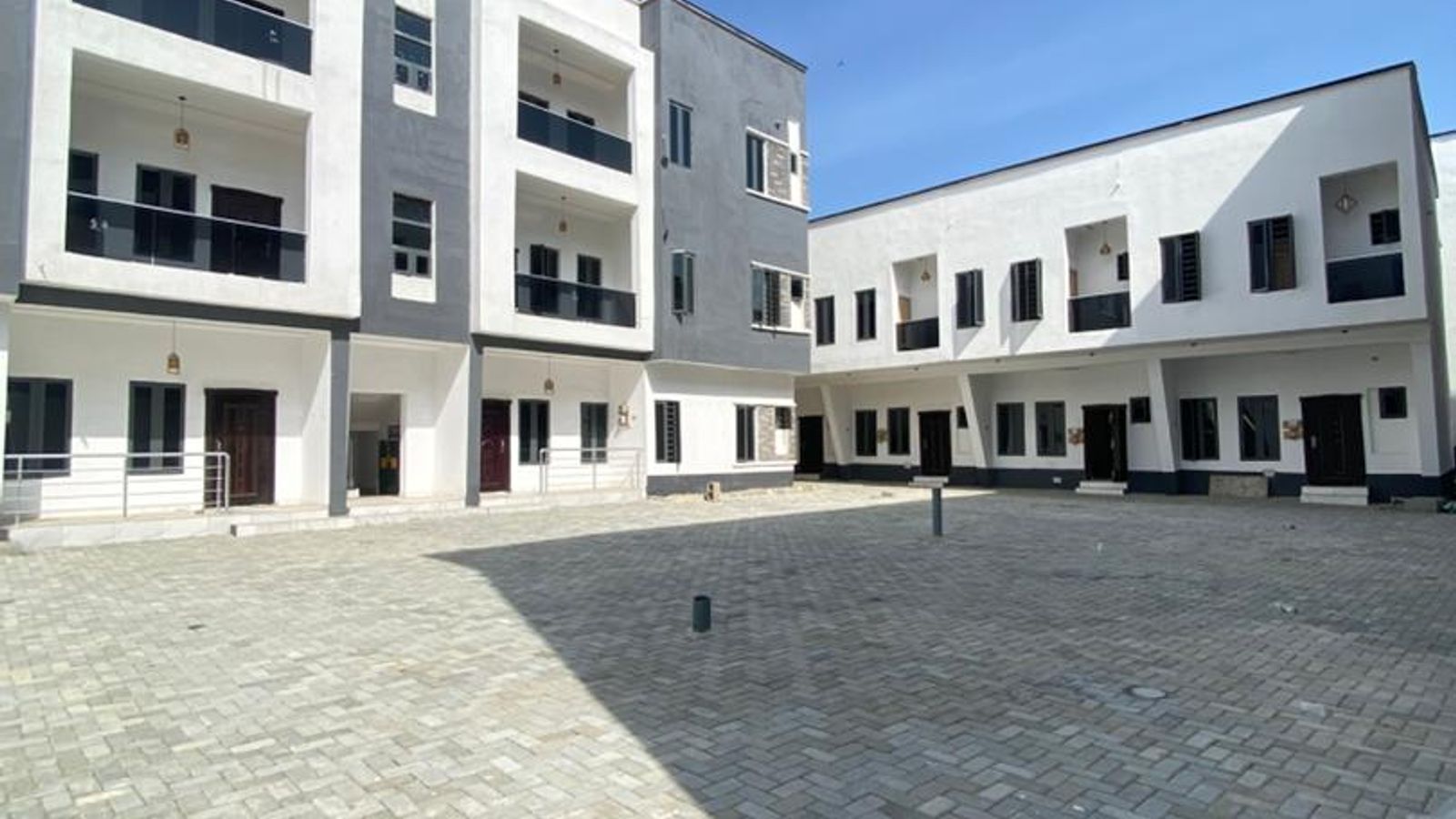 1 Bedroom Apartment