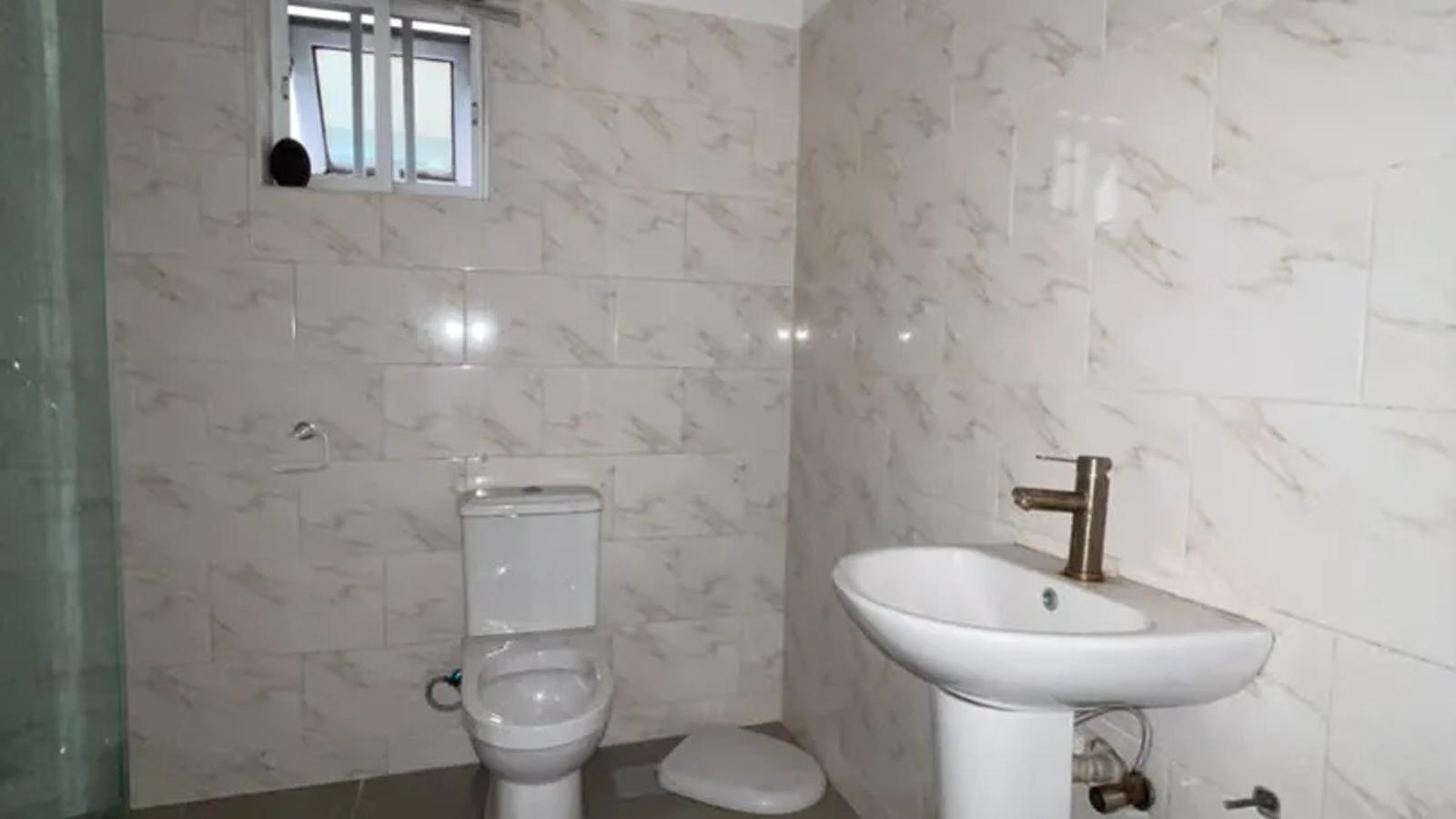 5 Bedroom Semi Detached Duplex