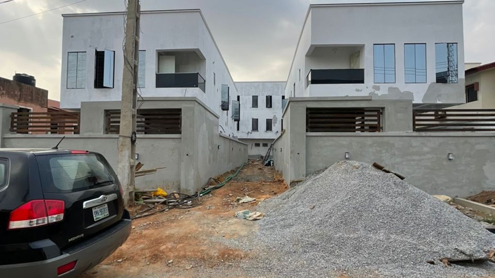 5 Bedroom Fully Detached Duplex
