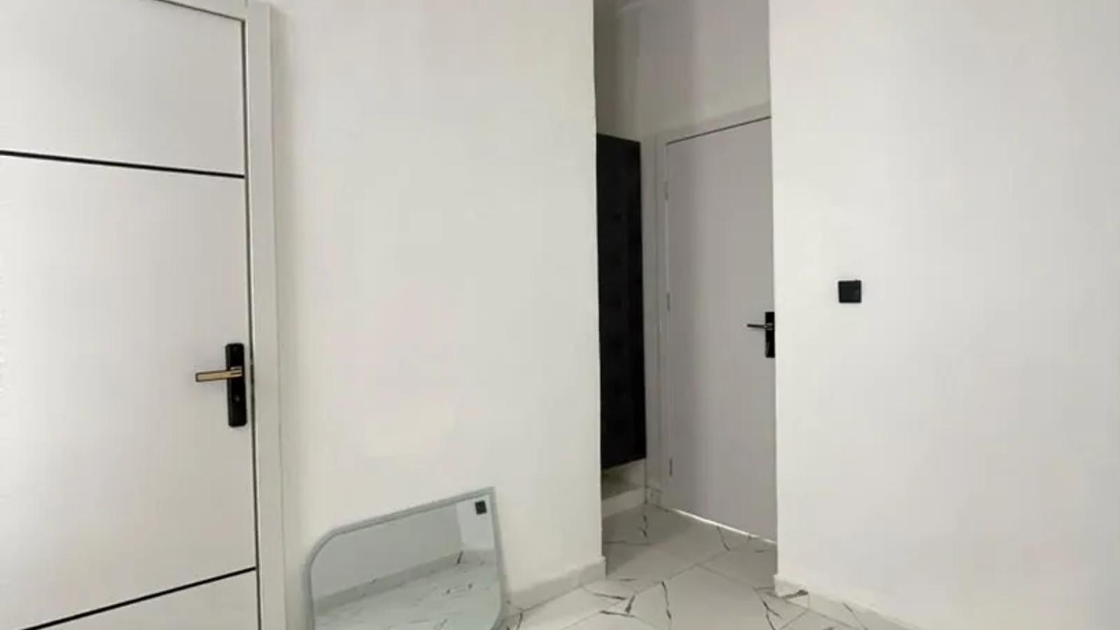 4 BEDROOM SEMI-DETACHED DUPLEX WITH BQ
