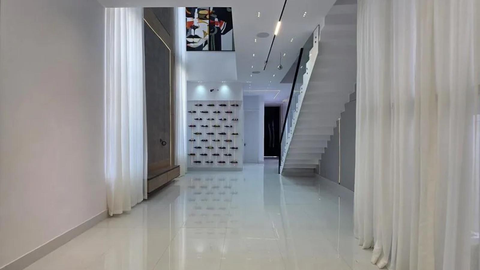 5 Bedroom Fully Detached Duplex