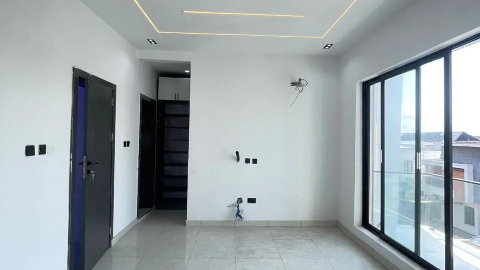 4 Bedroom Semi Detached Duplex