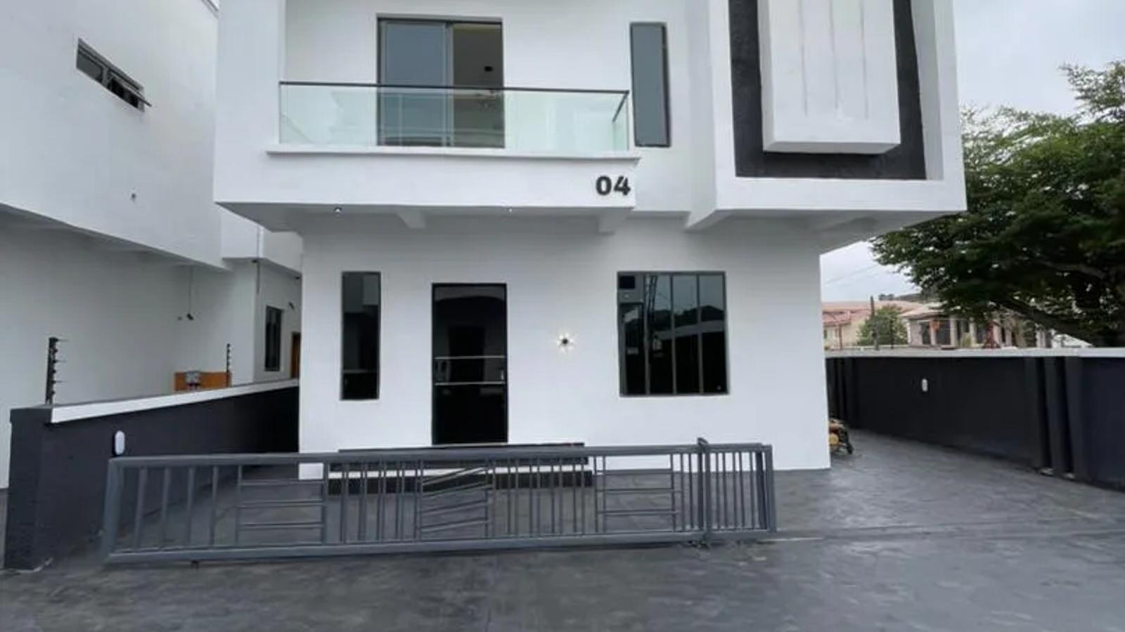 4 Bedroom Fully Detached Duplex
