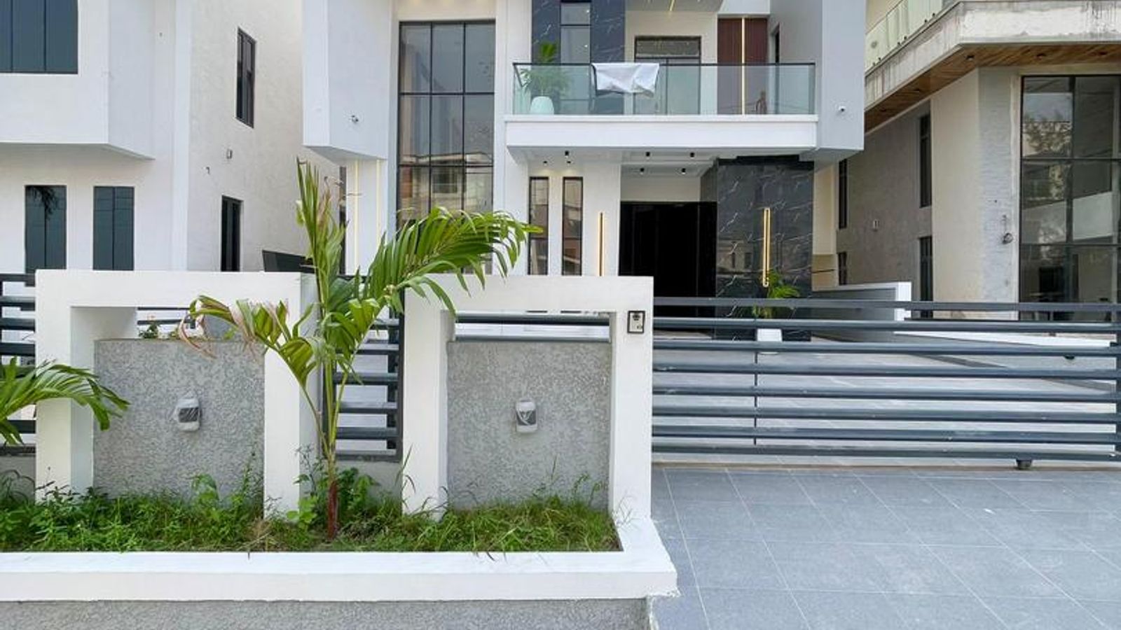 5 Bedroom