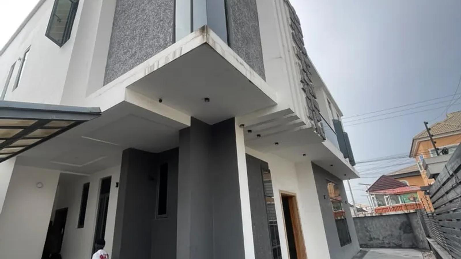 5 Bedroom Fully Detached Duplex