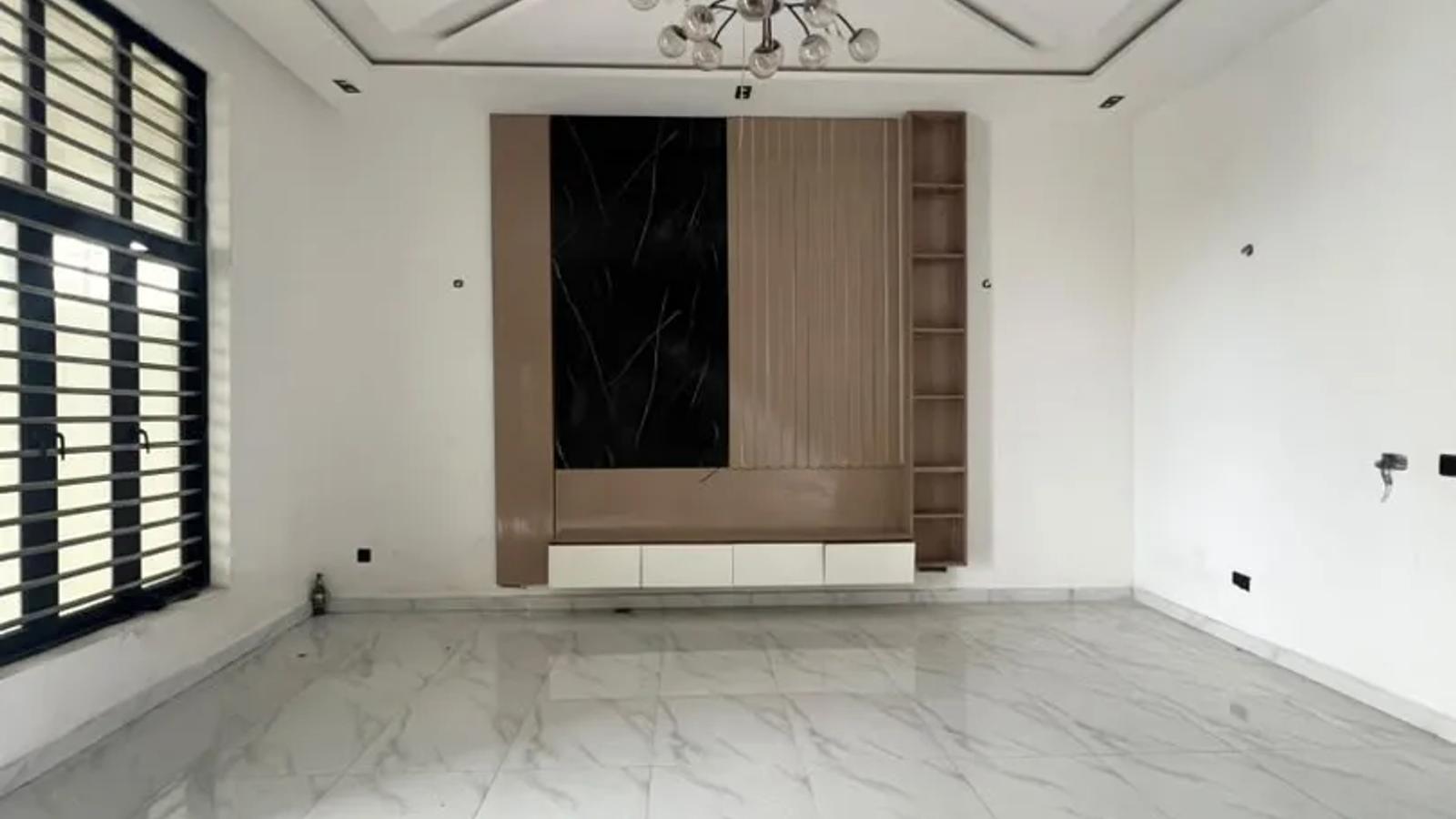 4 Bedroom Terrace Duplex