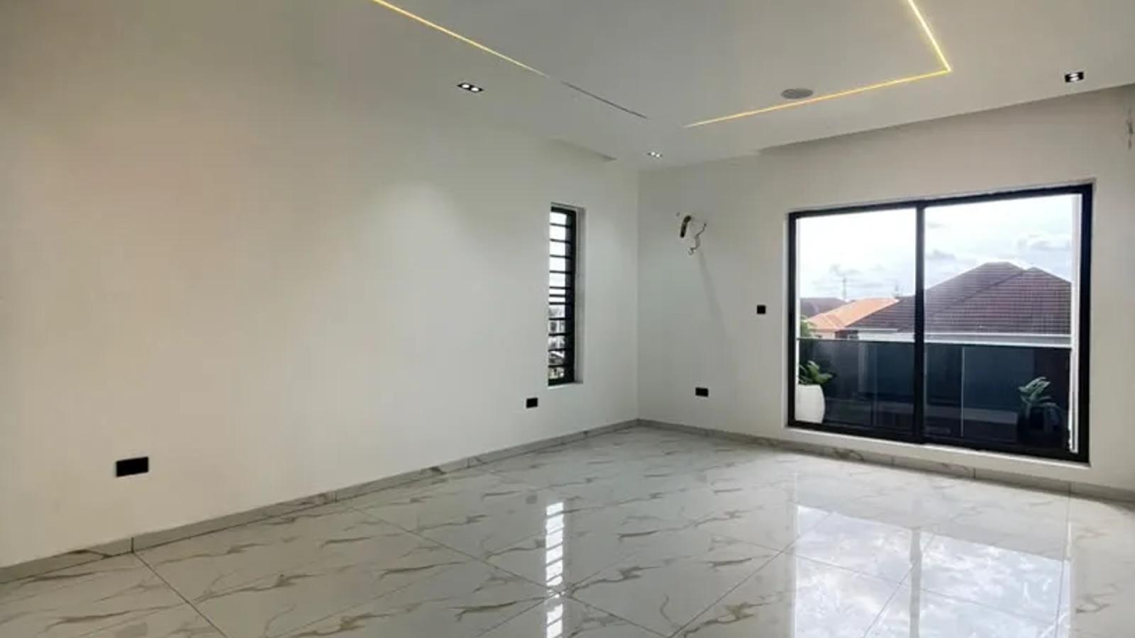4 Bedroom Fully Detached Duplex
