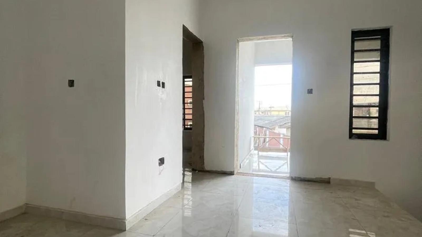 4 Bedroom Fully Detached Duplex