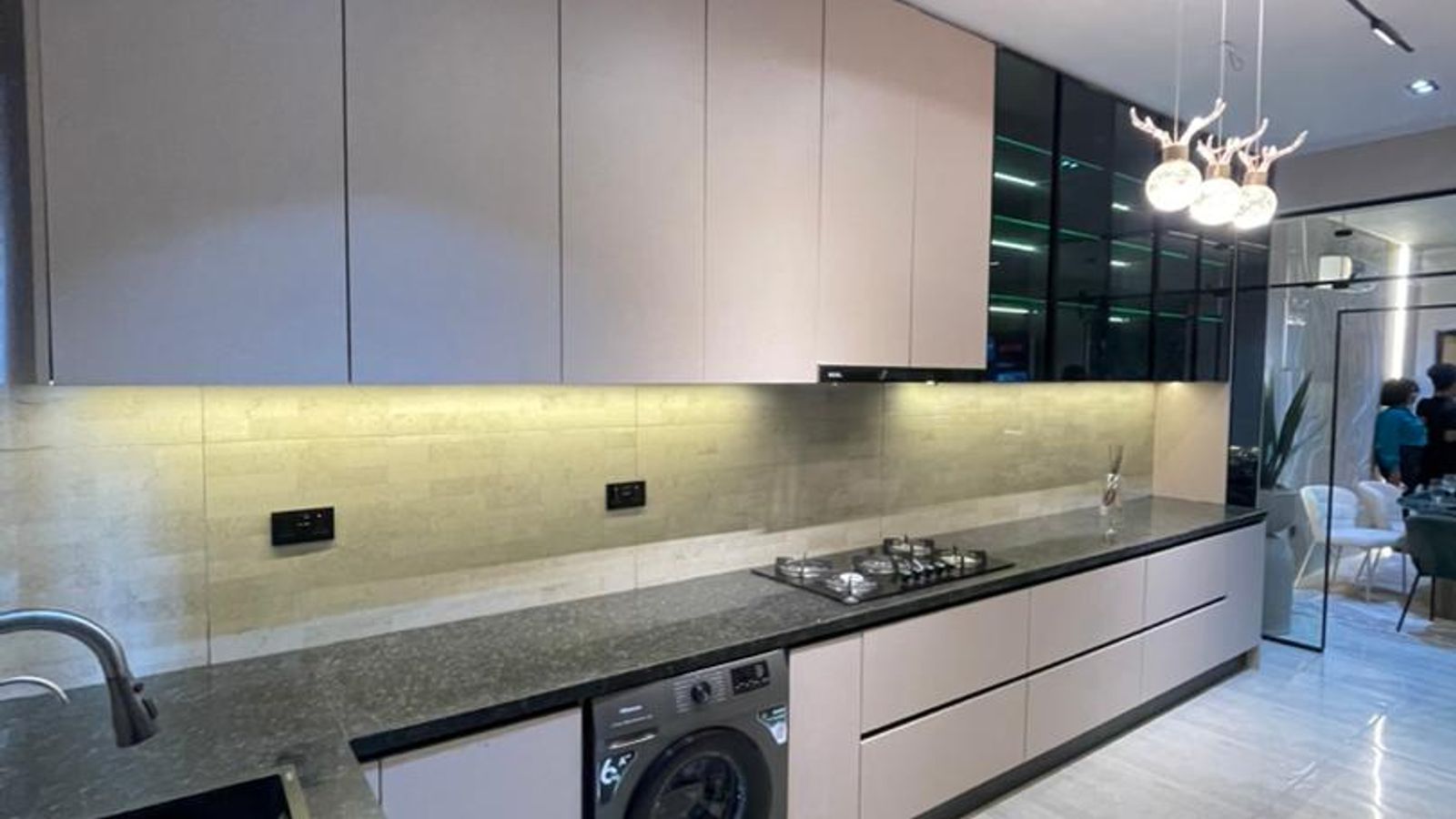 2 &3 Bedroom Apartment