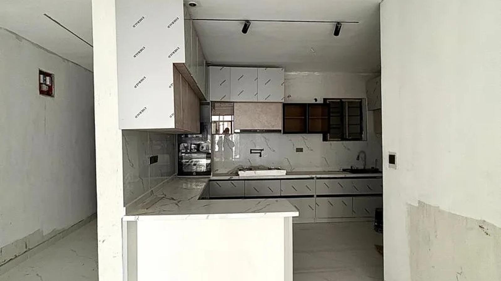 1,2&3 Bedroom Apartment