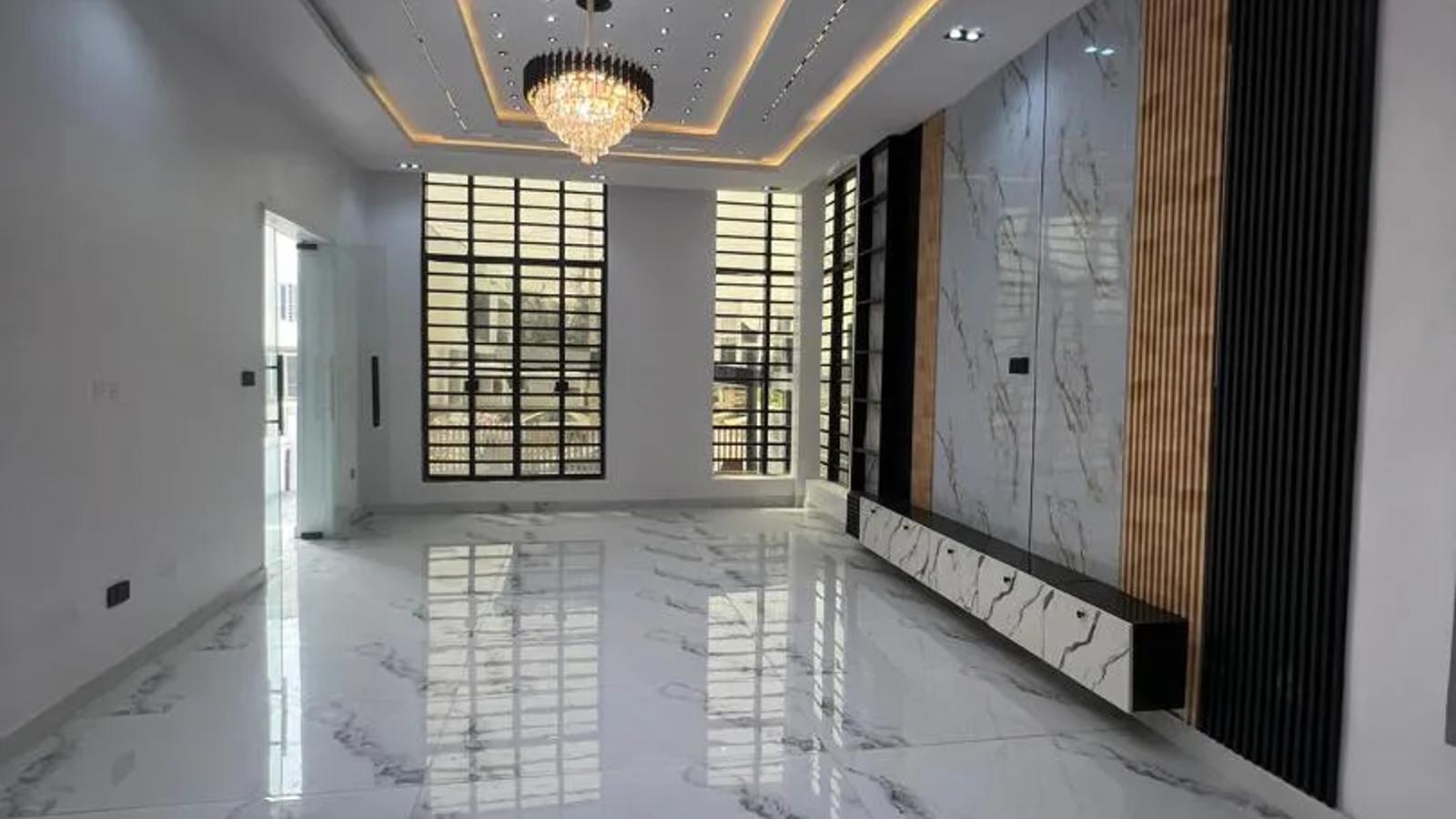 5 Bedroom Fully Detached Duplex
