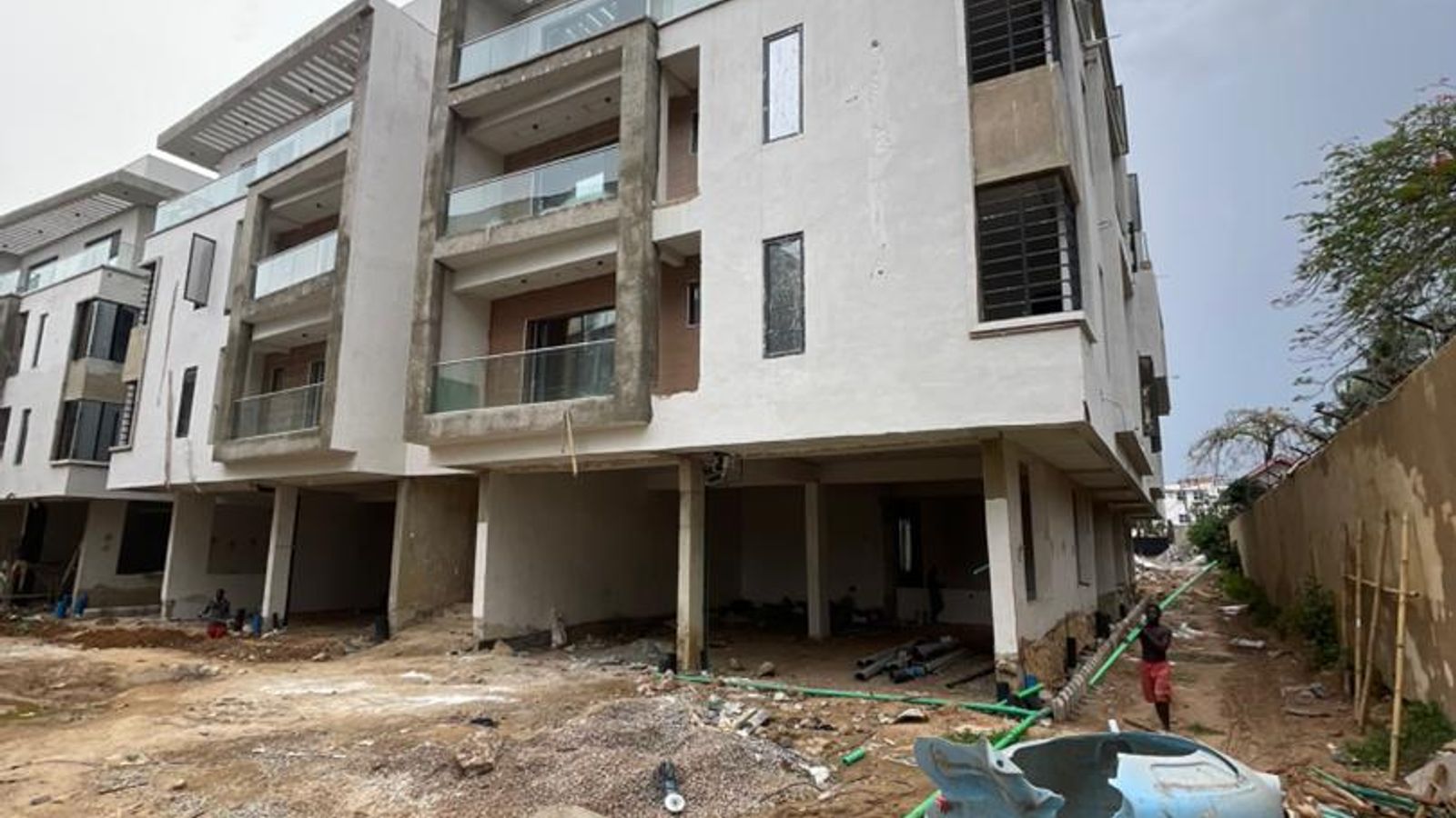 4 Bedroom Maisonettes