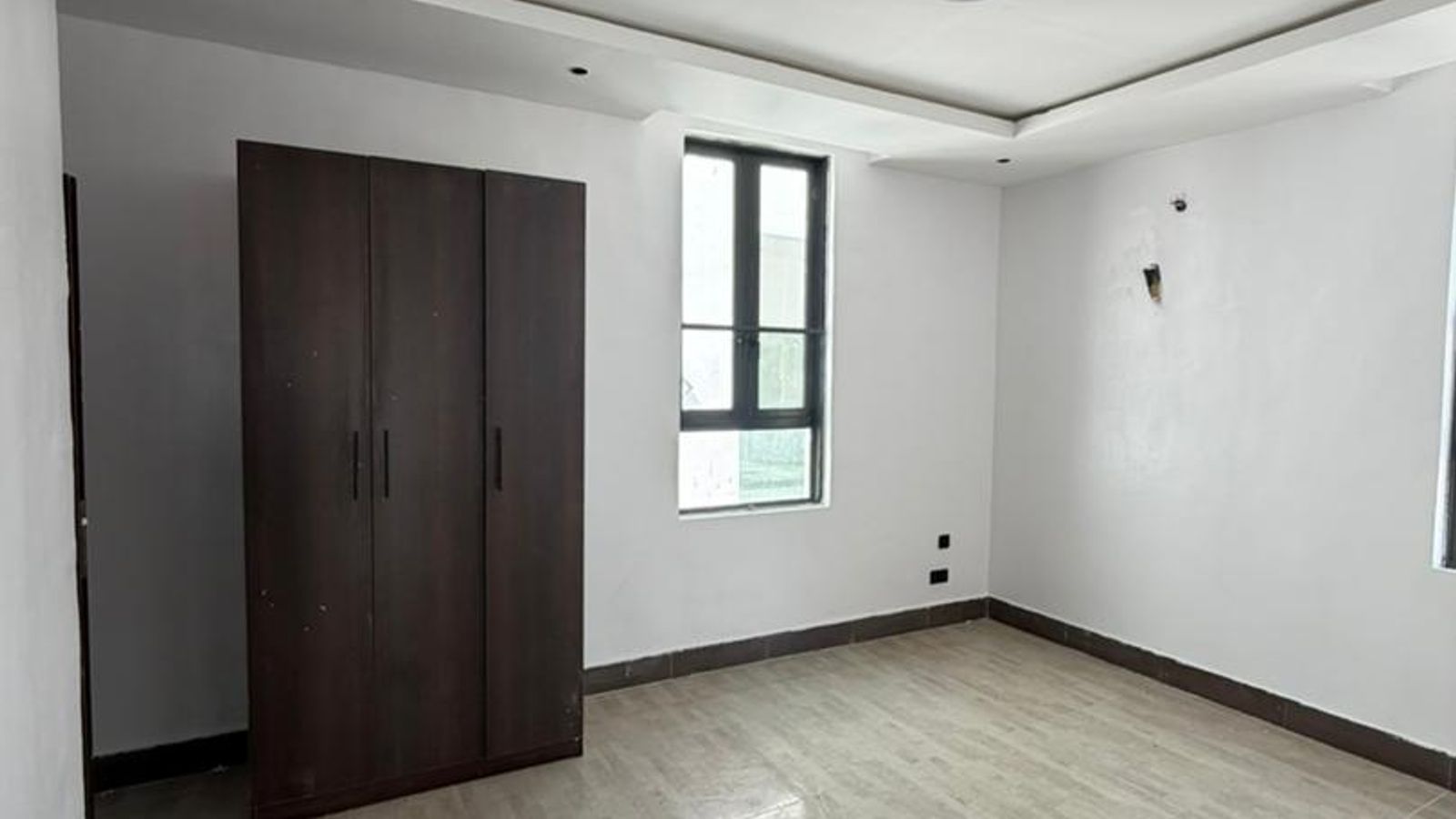 5 Bedroom Fully Detached Duplex