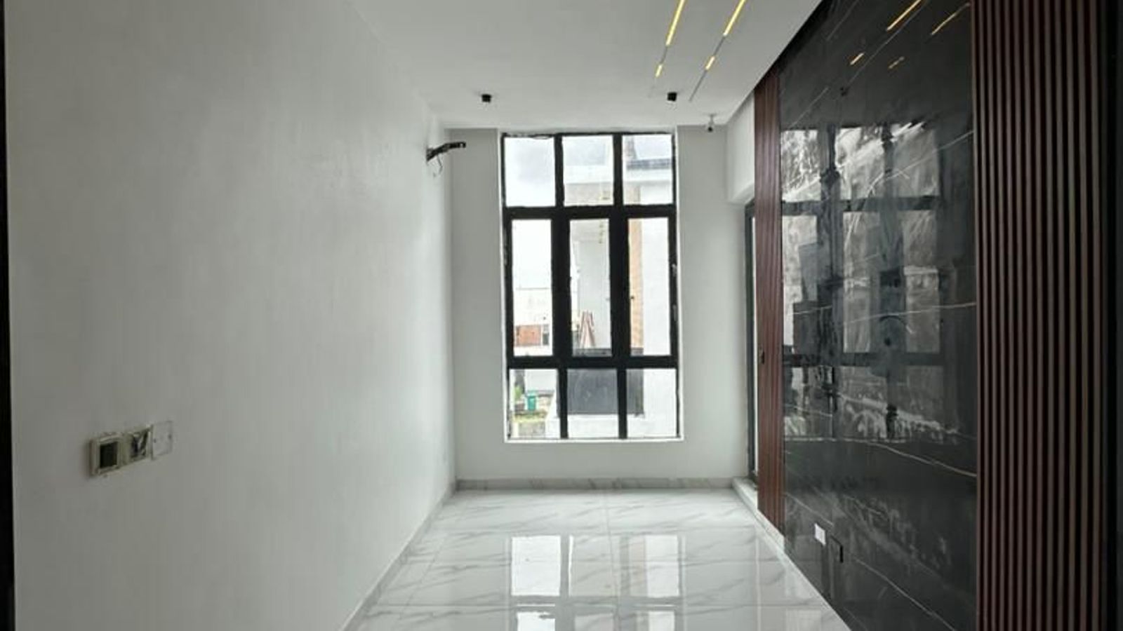 5 Bedroom Fully Detached Duplex
