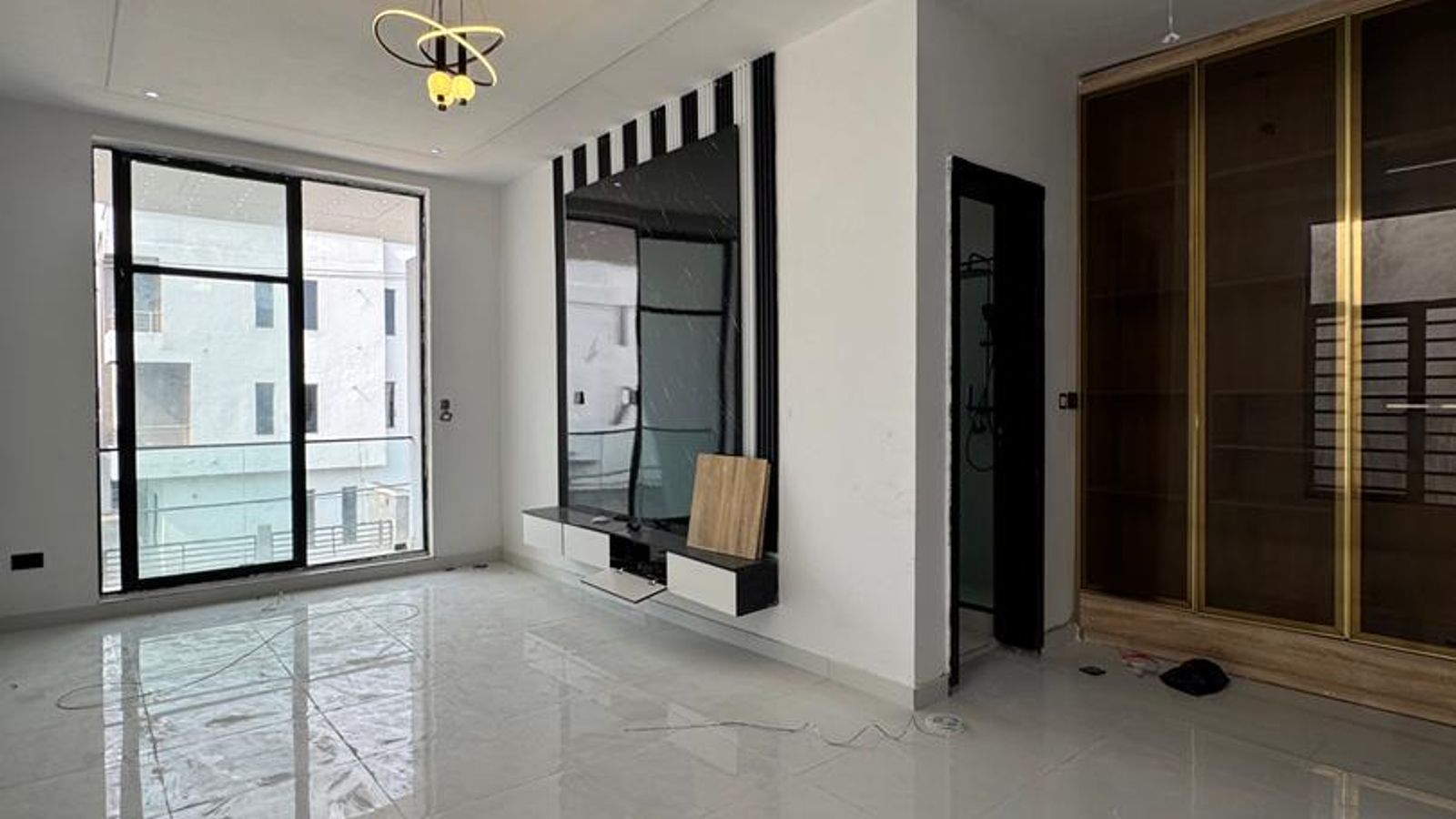 5 Bedroom Duplex