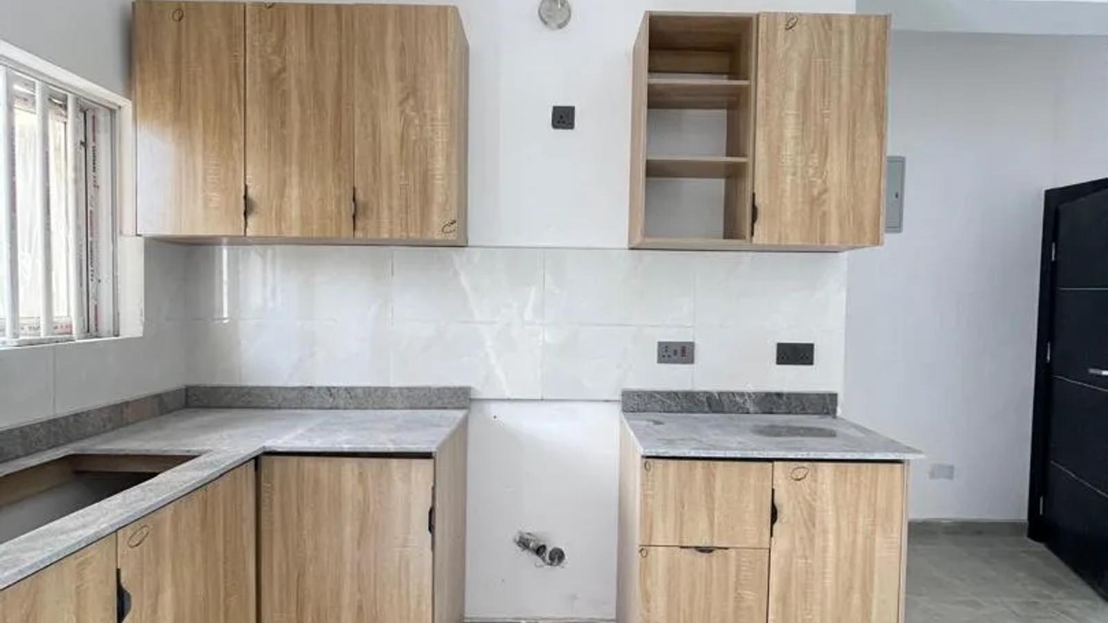 3 Bedroom Maisonette