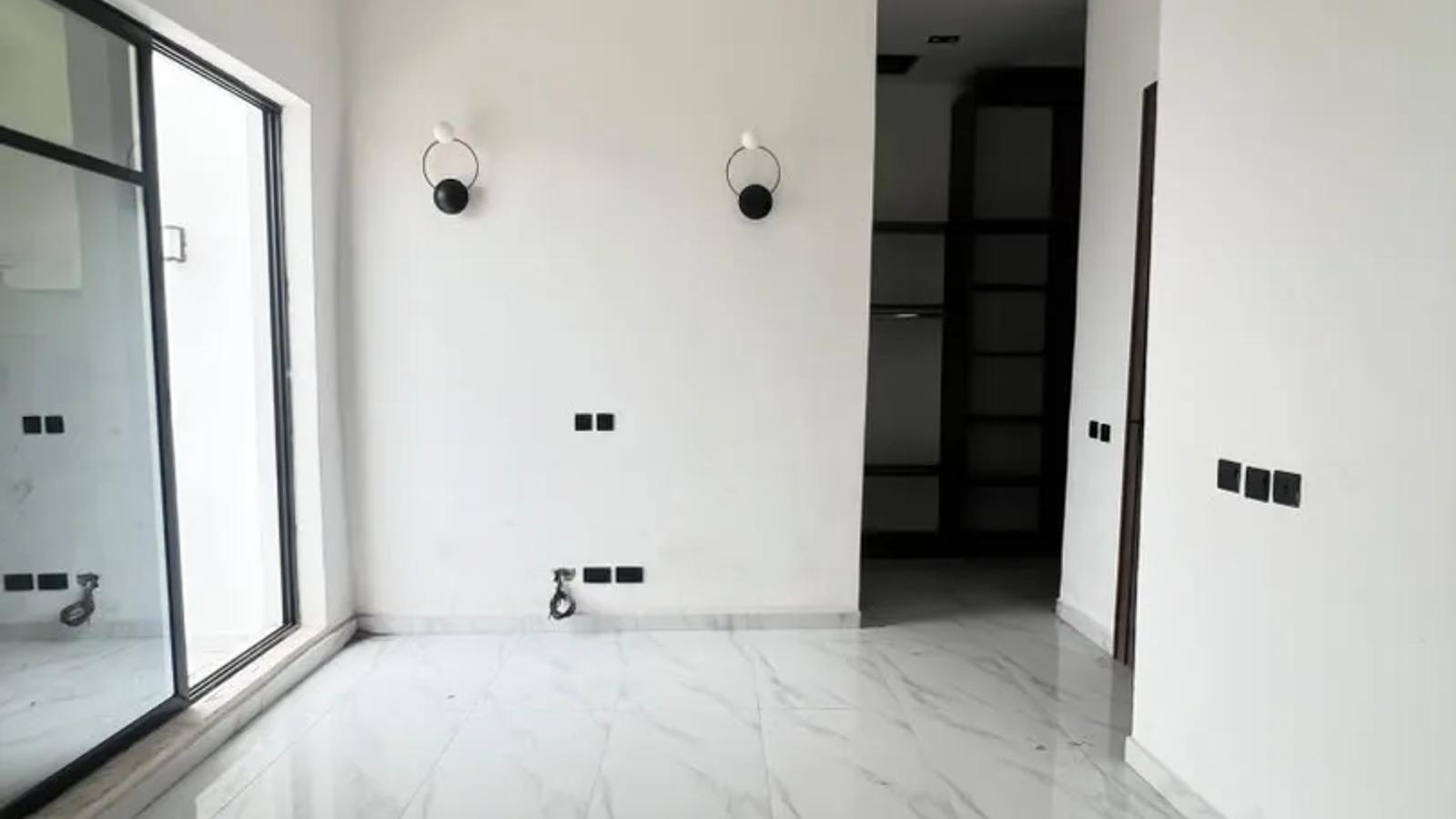 4 Bedroom Terrace Duplex