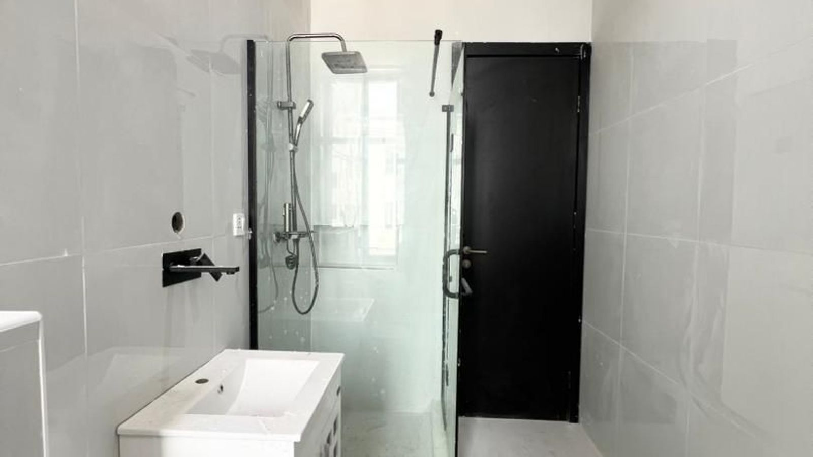 4 Bedroom Semi Detached Duplex