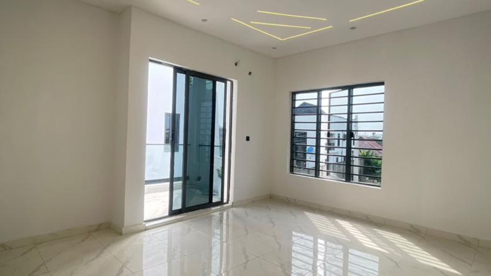 4 Bedroom Semi Detached Duplex