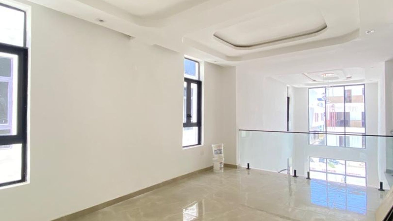 6 Bedroom Fully Detached Duplex