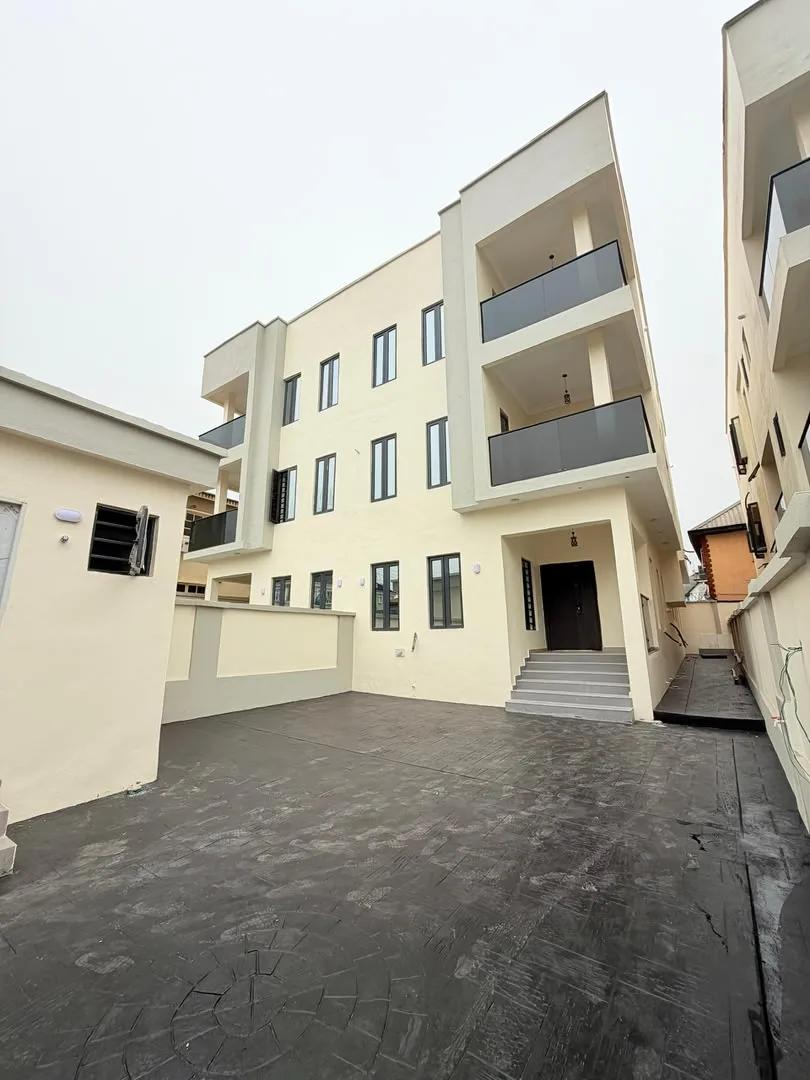 4 Bedroom Semi-Detached Duplex