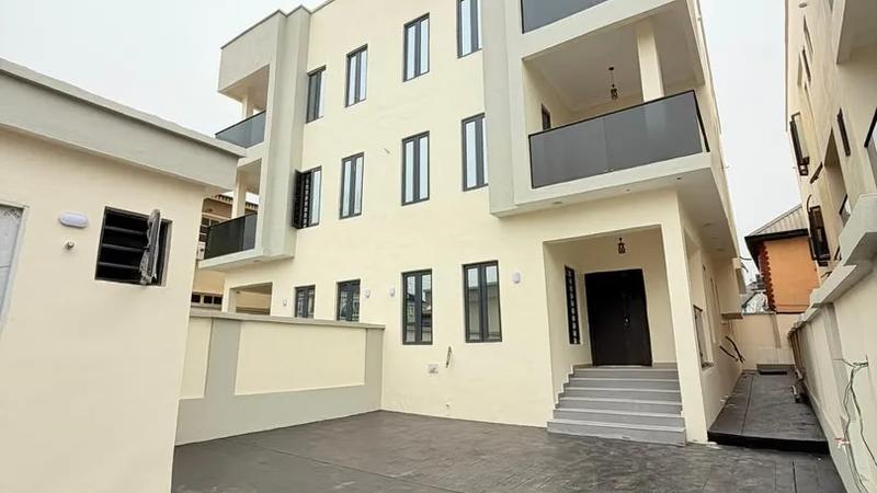 4 Bedroom Semi-Detached Duplex