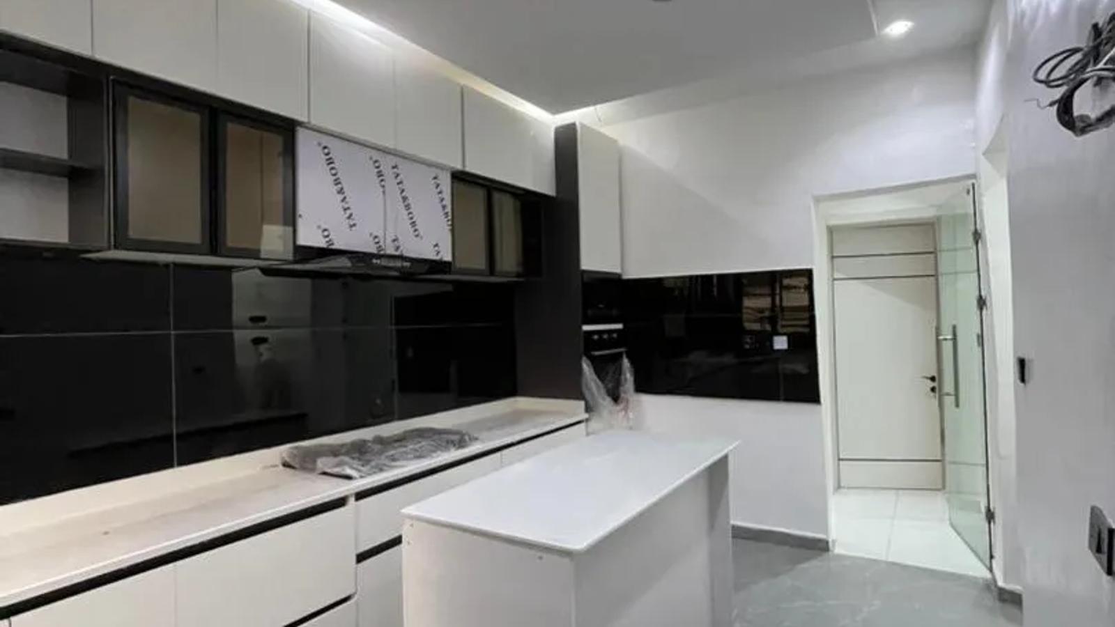 4 Bedroom Fully Detached Duplex