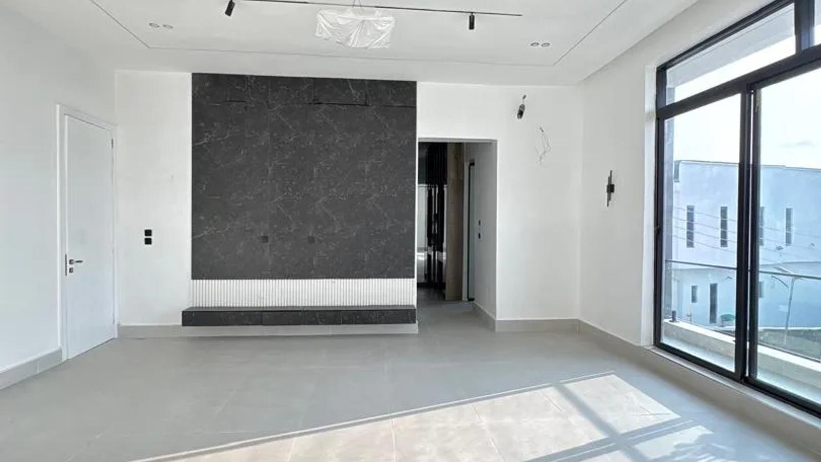 4 Bedroom Fully Detached Duplex