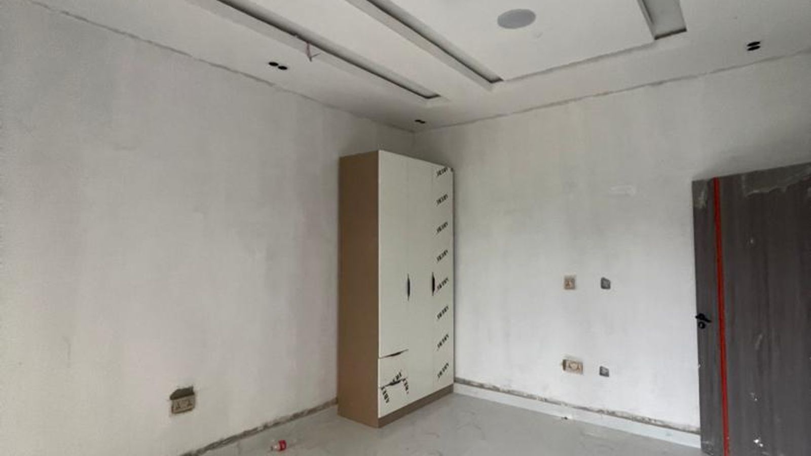 4 Bedroom Apartment