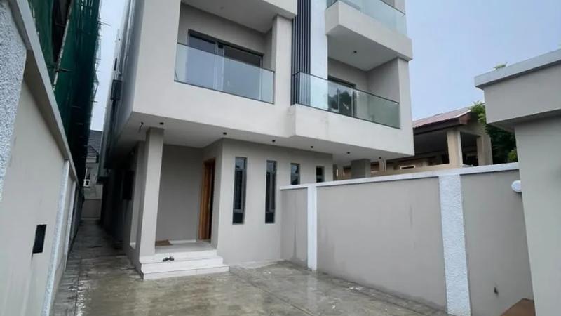 4 Bedroom Semi Detached Duplex